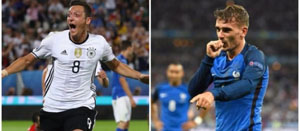 Ozil (trái, Đức) và Griezmann (Pháp) - ai sẽ tỏa sáng trận này?